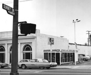 CooperDonuts_4464Sunset.jpg